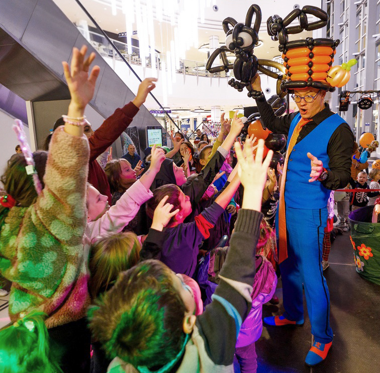 Kouzelník Pan Kravata na vystoupení