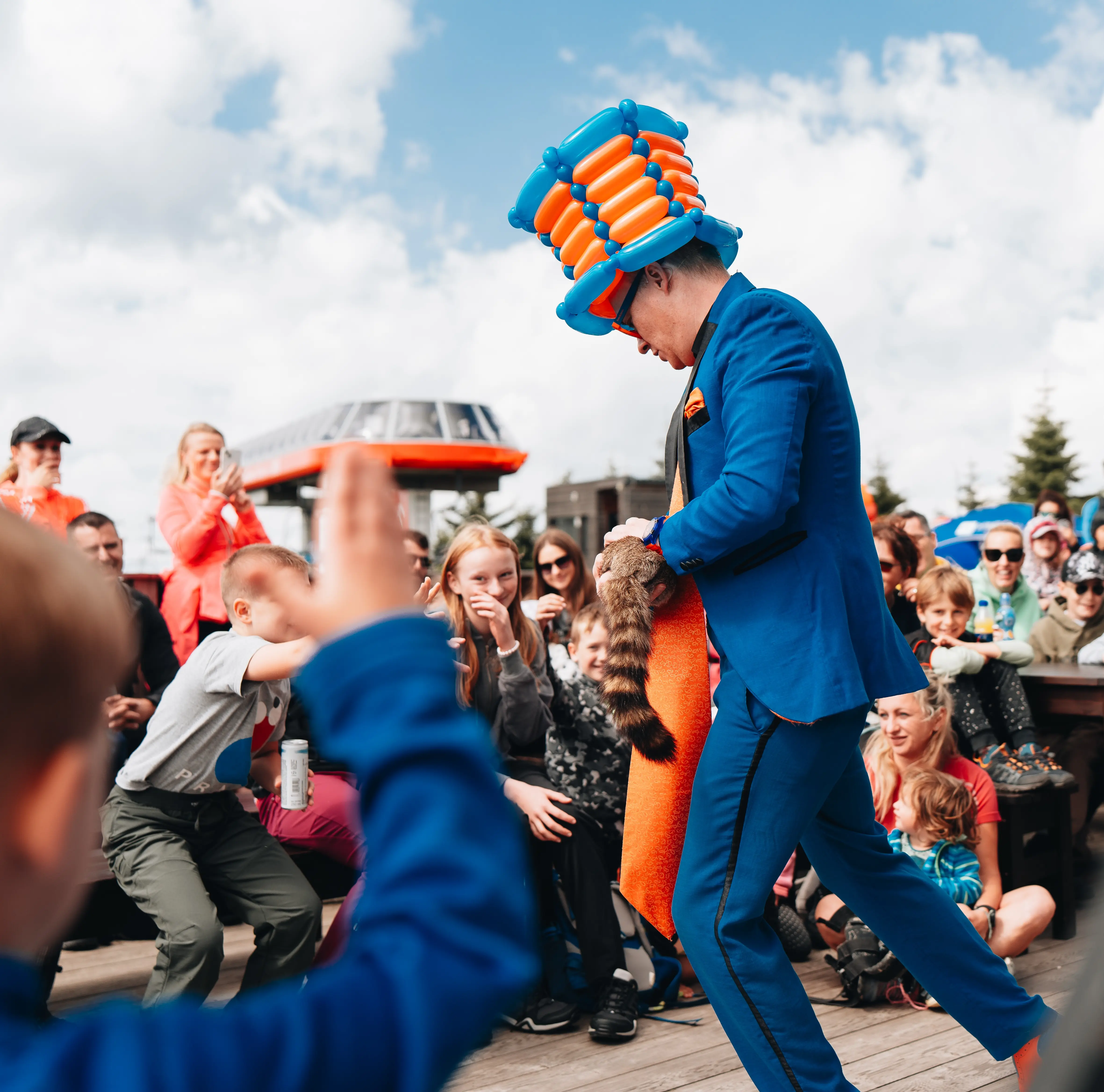 Kouzelník na oslavě 2