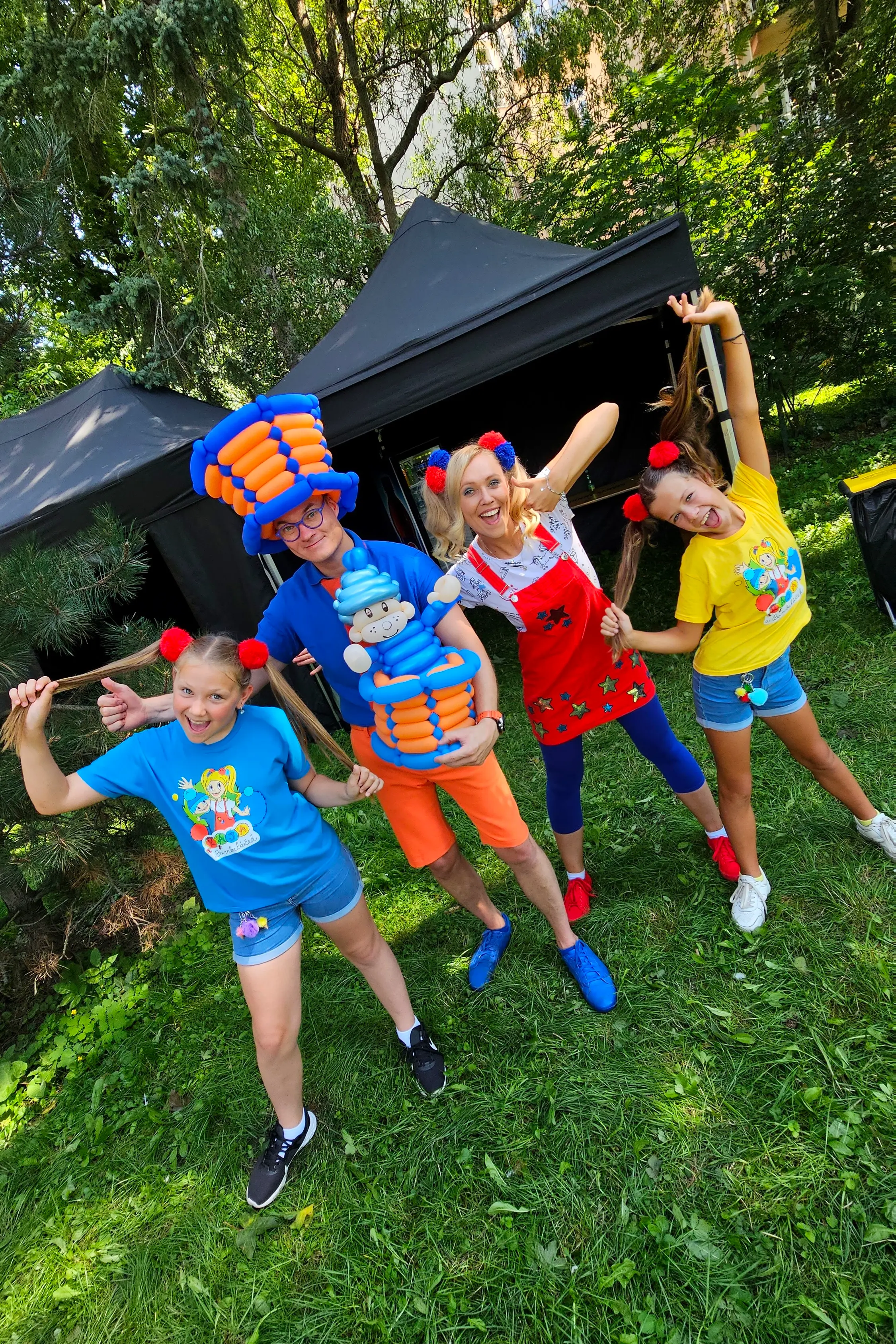 Kouzelník na oslavě 1